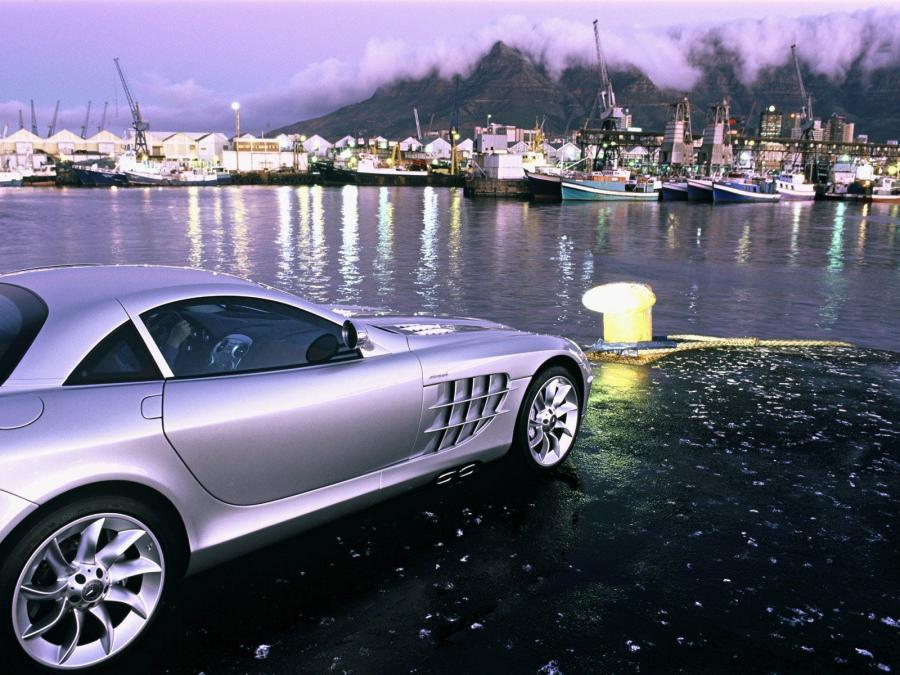  Mercedes-Benz SLR McLaren 2004 года  (фото 71 из 175)